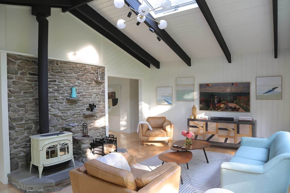 Modern Hideaway w/ Deck + State Forest Access