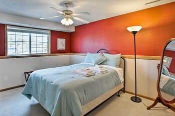 Suburban Gem W/yard+deck 5Mi From Dtwn Rochester!