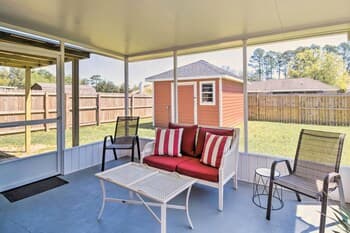 Family-friendly Foley Getaway w/ Fenced Yard!