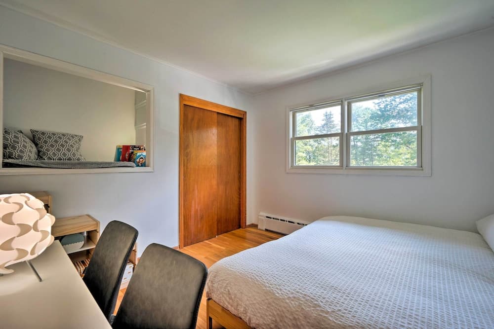 Nostalgic Vermont Escape in Manchester Center