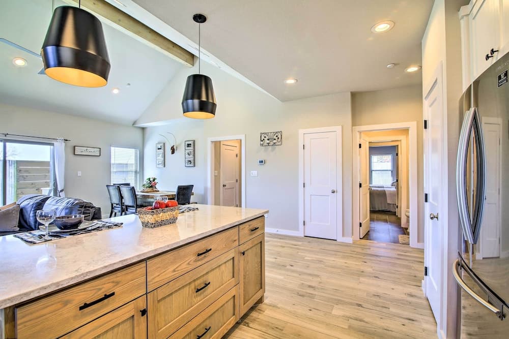 'uncorked Ranch' Hill Country Home: 1 Mi to Winery