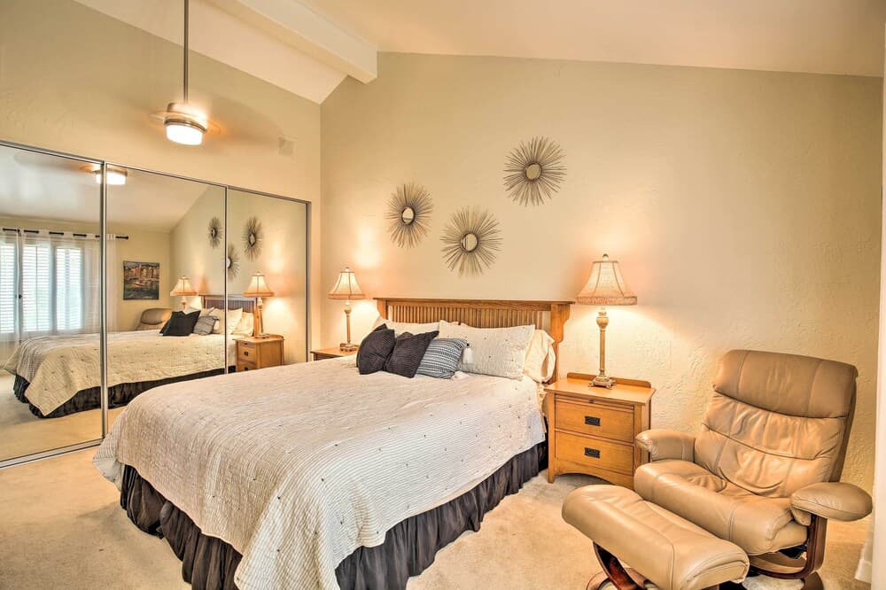 Palm Desert Escape w/ Patio & Shared Pool!