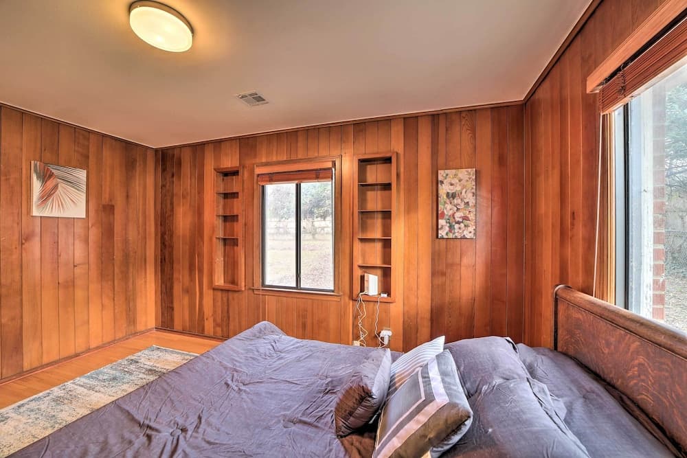 Tulsa Rental Home - Walk to Philbrook Museum