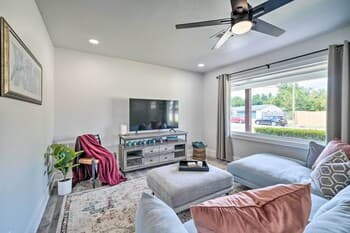 OKC Home: Walk to Restaurants & Lake Hefner!