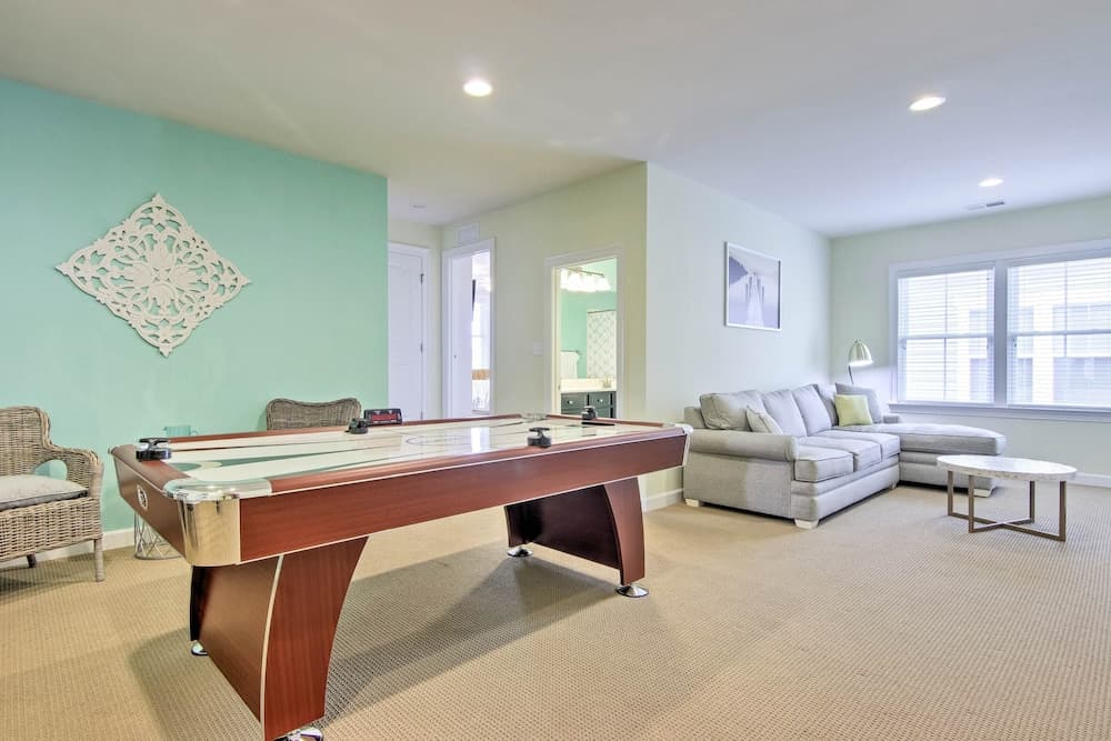 3 Mi to Fenwick Island Beach: Luxe Bungalow