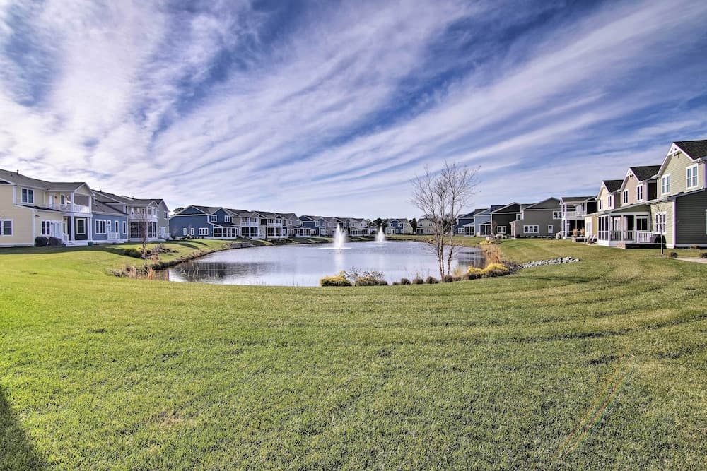 3 Mi to Fenwick Island Beach: Luxe Bungalow