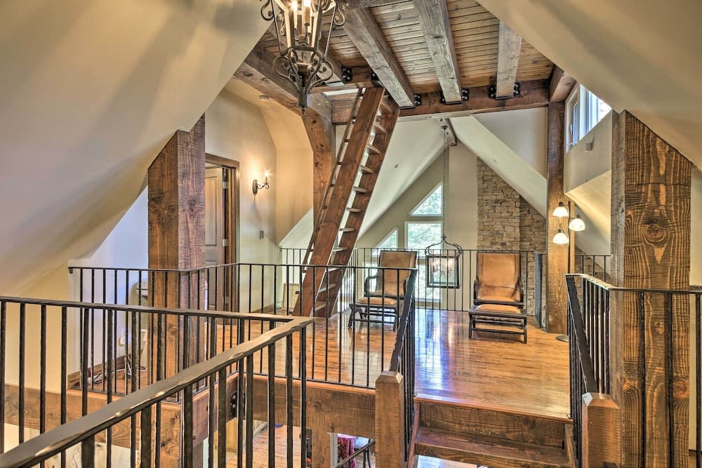 Incredible Lake Arrowhead Home w/ Views & Decks!