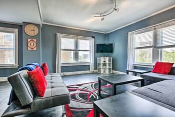 Kansas City Penthouse: Near Museums & Plaza!