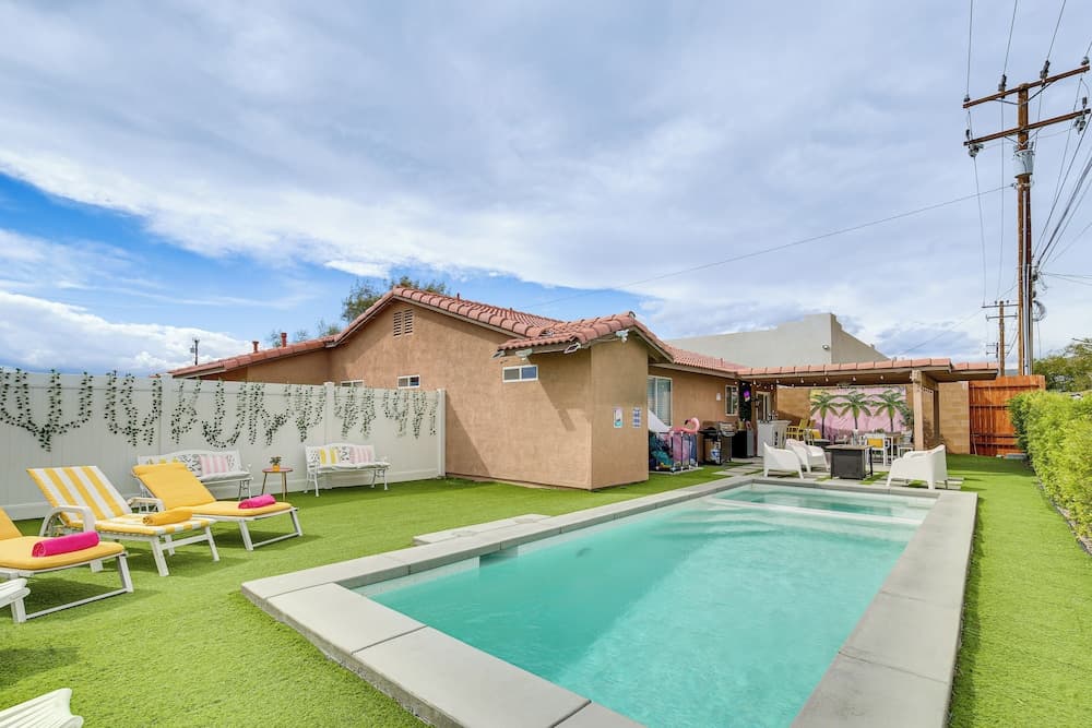 Desert Hot Springs Home w/ Pool & Gas Grill!