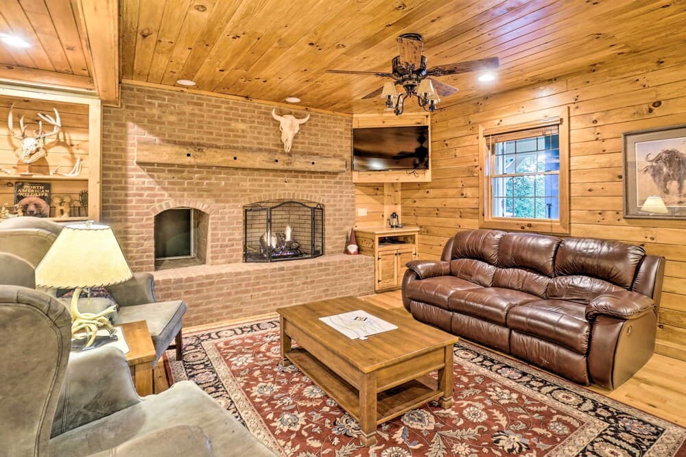 'walhonding Woods' Secluded Farmland Retreat!