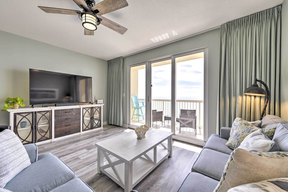 Panama City Beach Condo w/ Free Beach Service!