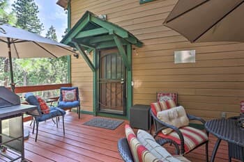Cozy Crestline Cabin ~ 9 Mi to Lake Arrowhead