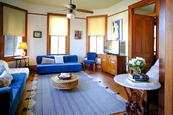 Historic Home in Walkable Area, 1 Mile to Beach!