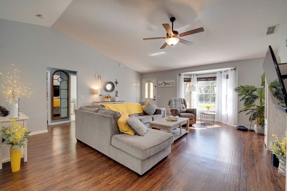 Sunny Homosassa Home w/ Private Heated Pool!