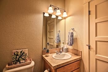 Redmond House w/ Community Amenities Access