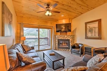 Cozy Condo w/ Mtn Views & Deck: Walk to Grand Lake