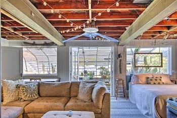 Ideally Located Waterfront Home - Puget Sound View