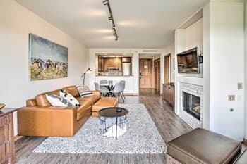 The Lodge at Suncadia Condo: River & Mtn View