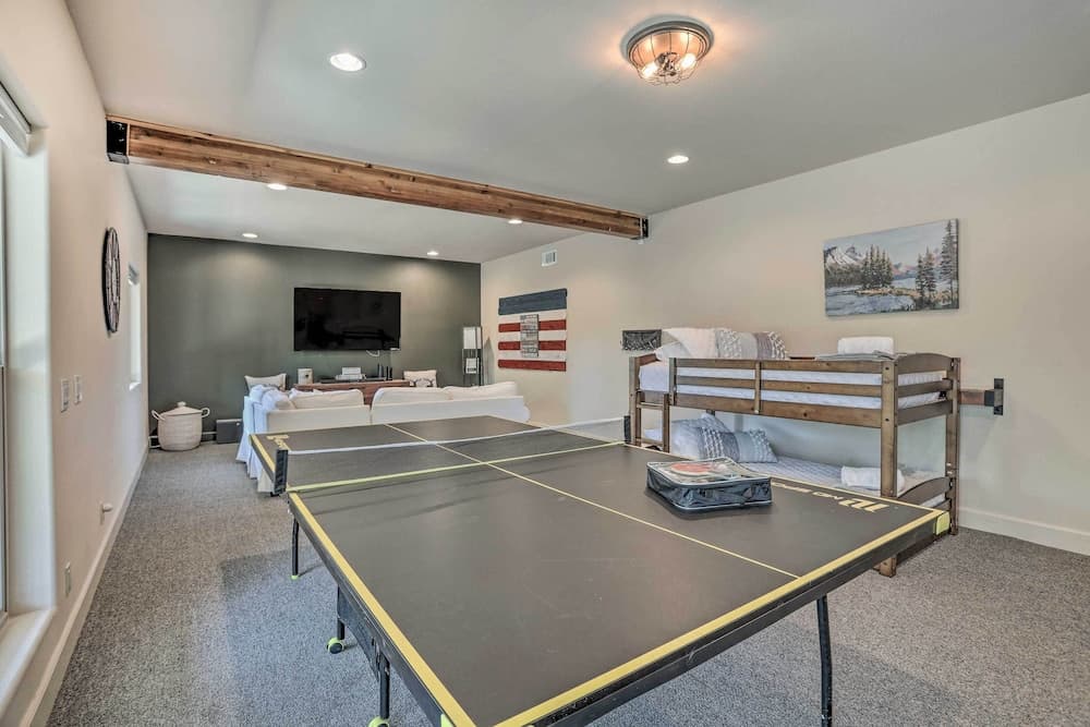 'the Zen Playhouse' w/ Lake Arrowhead Access!