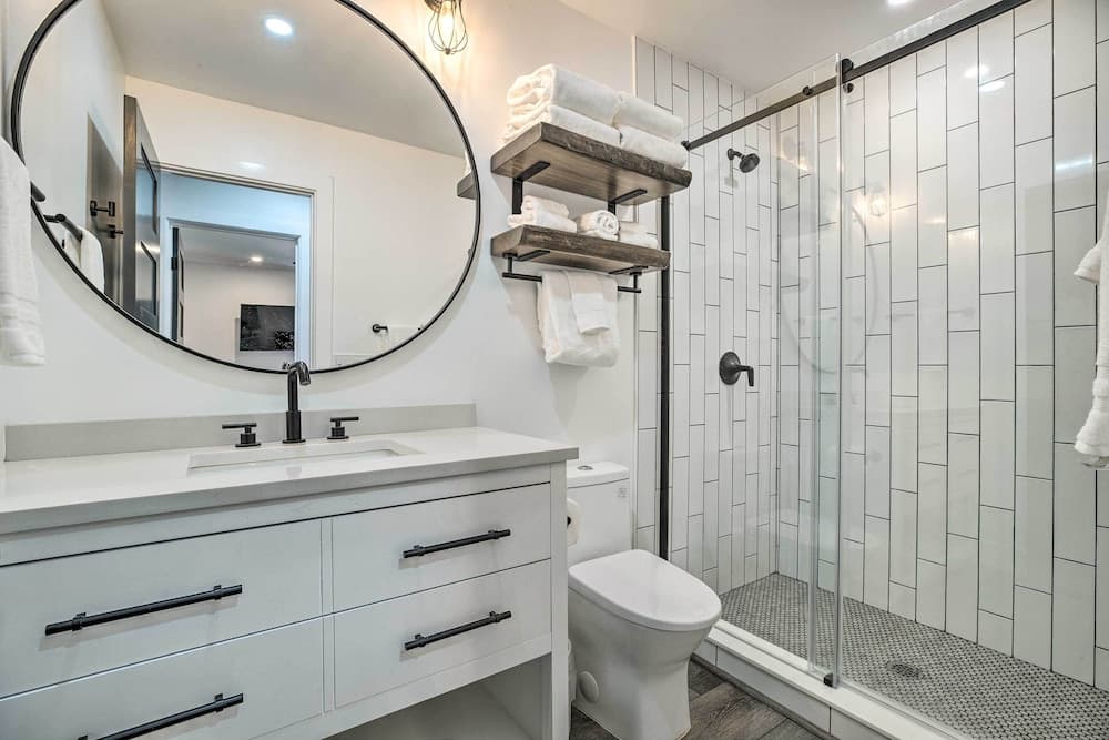 Luxe Mountain Home in Village, Steps to Gondola!