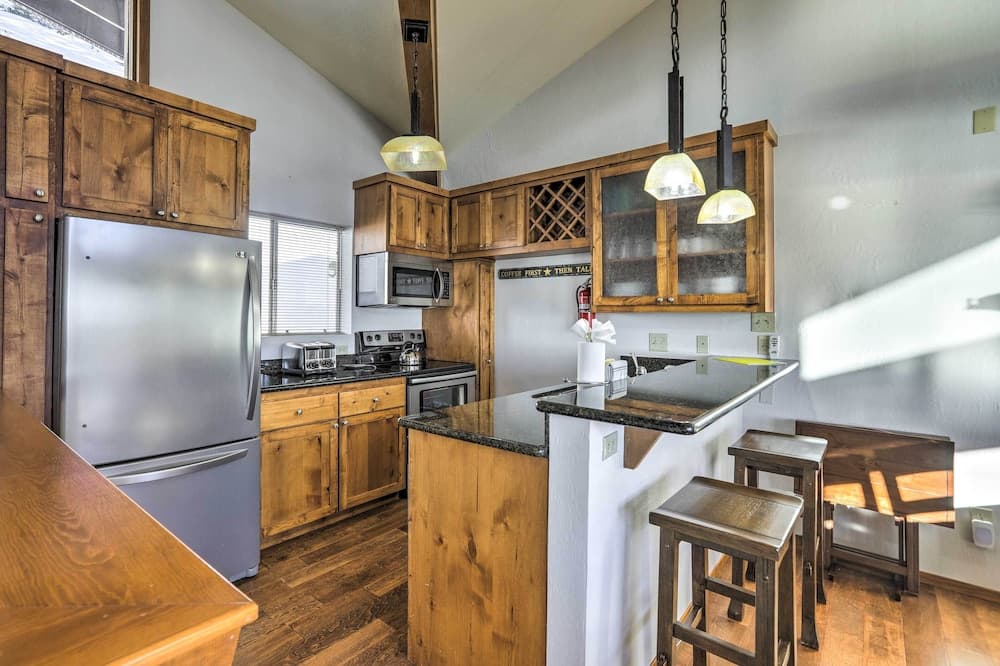 Steps to Diamond Peak: Incline Village Condo