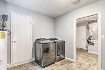 Gorgeous Gainesville Getaway < 1 Mi to University!