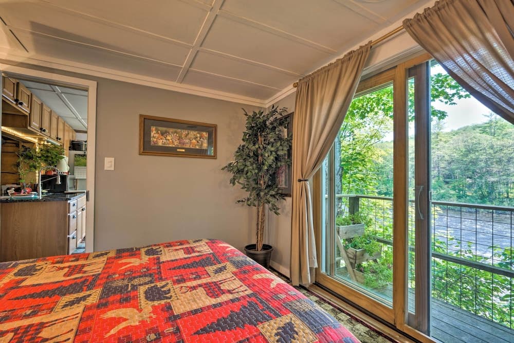 Adirondack Mountains Cottage Near Gore Mountain!