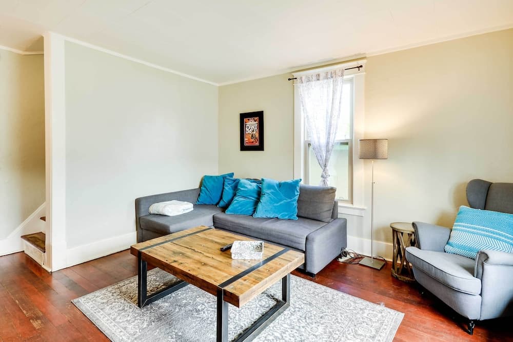 Red Lodge Home on Broadway - 15 Min to Ski Resort!