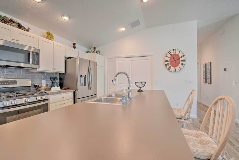 'grantham Villa' - Resort Living Near Golf!