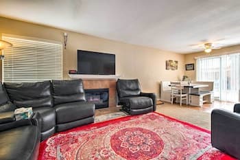 Family House w/ Private Yard - 16 Mi to Dia!