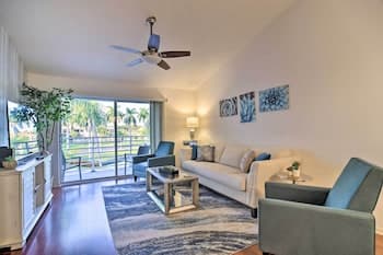 St Pete Condo w/ Amenities ~ 2 Mi to Beach!