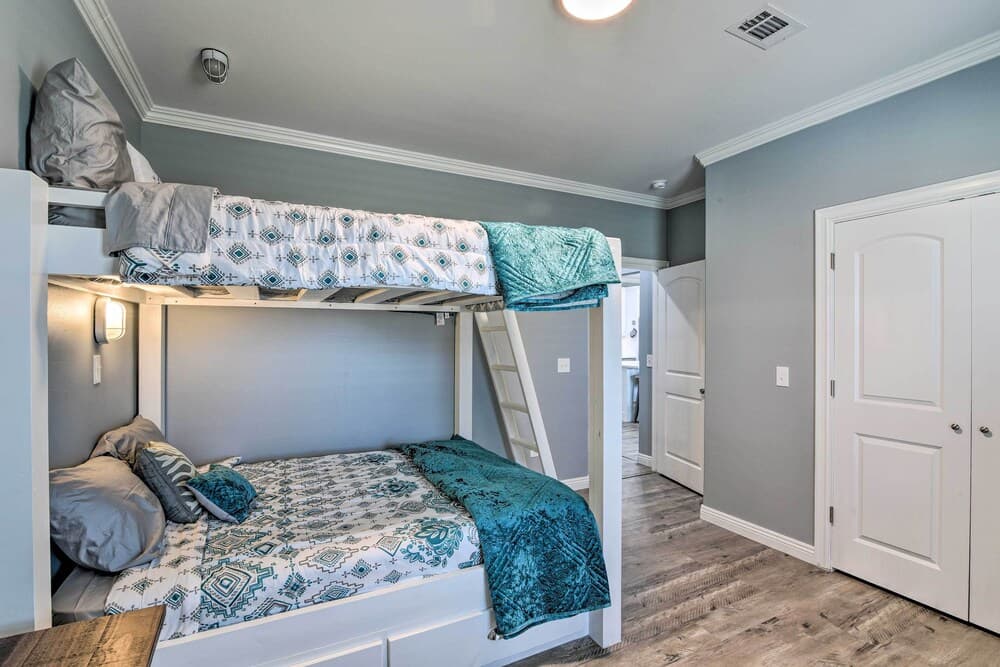 Ocean View + Wraparound Deck: Crystal Beach Home!