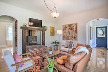 Modern Chattanooga Home - 4 Mi to Lookout Mtn