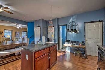 Atlanta Vacation Rental ~ 5 Mi to Downtown