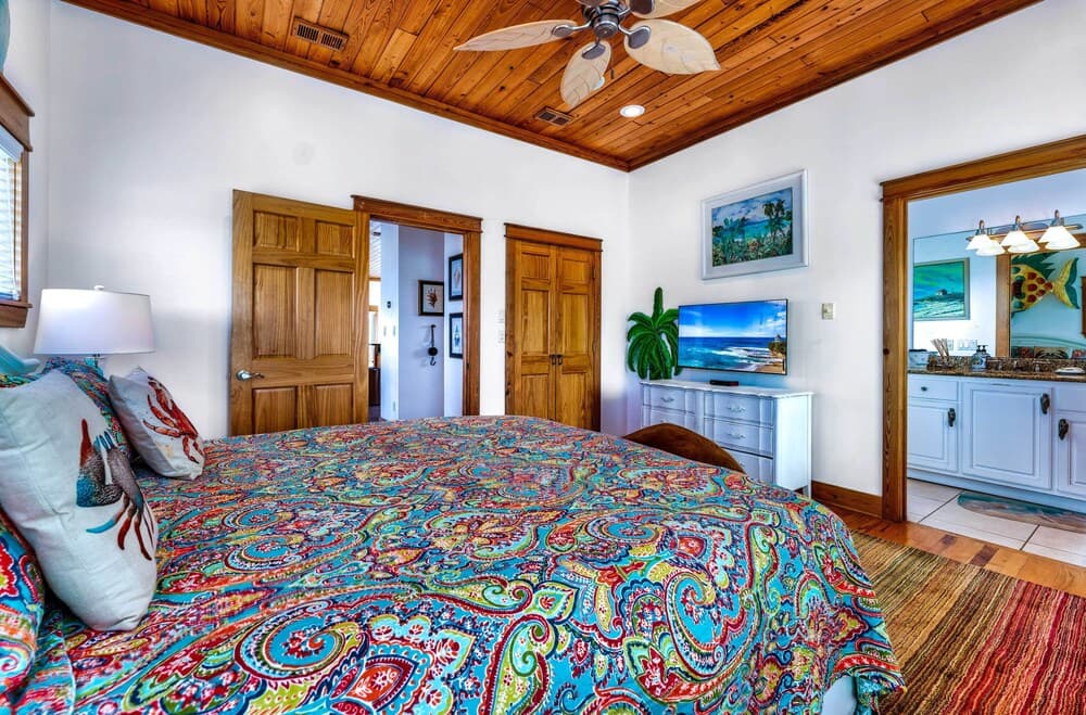 Riverfront Carrabelle Home w/ Furnished Patio!