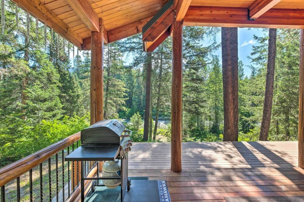 Secluded Leavenworth Cabin on Chiwawa River!
