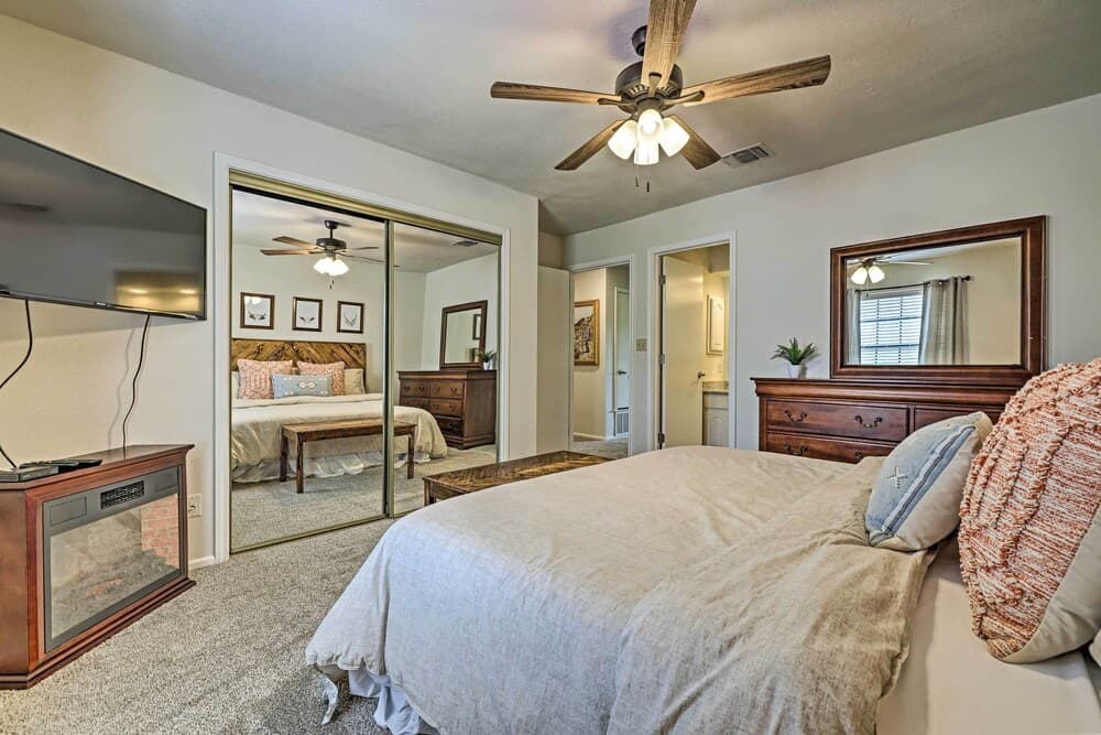 Canyon Lake Retreat in the Texas Hill Country!