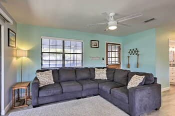 Tailing Tides Getaway w/ Covered Boat Parking!