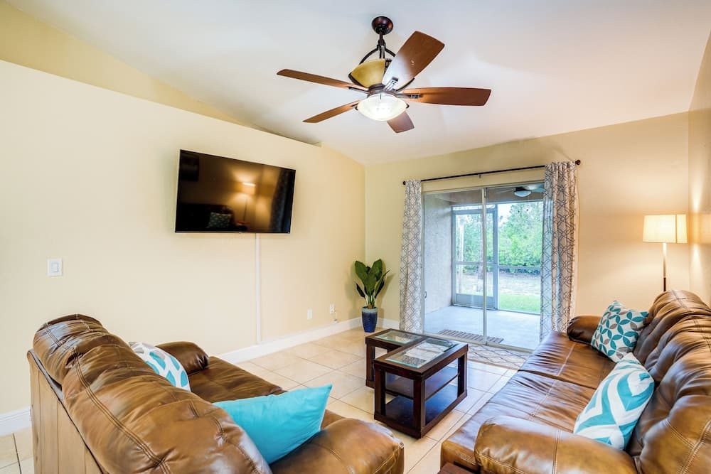 Lehigh Acres Vacation Rental w/ Screened Patio!