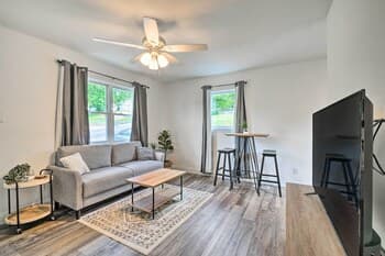 Pet-friendly Pad ~ 3 Mi to Dtwn Knoxville!