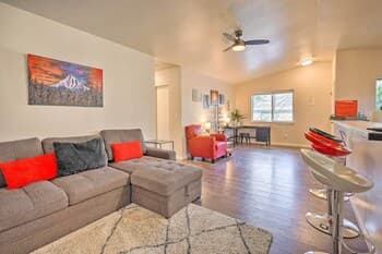 Bend Townhome: Pilot Butte State Park Access!