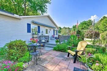 Lake Norman Home w/ Porch - Across From Marina!