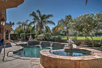 Palm Springs Golf Course Home: Private Pool & Spa!