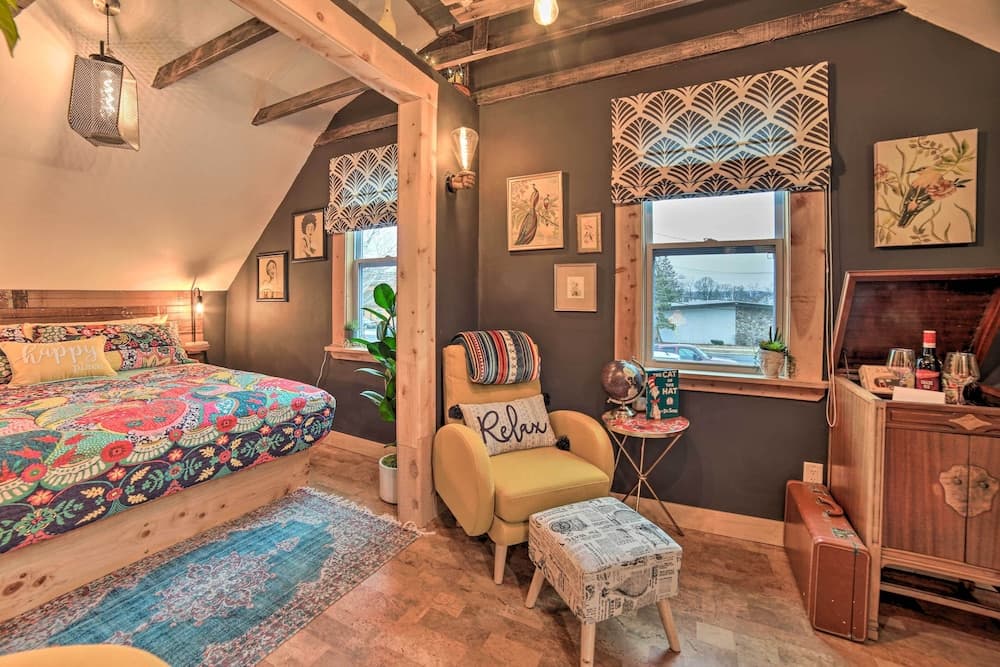 Steps to Waterfront & Dtwn: Sturgeon Bay Escape!