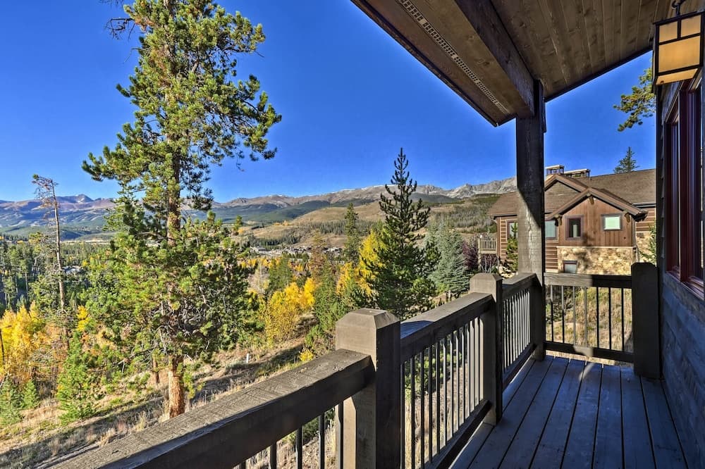 Breck Mtn Home w/ Hot Tub & Game Room!