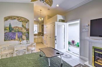 Cocoa Beach Studio ~ 2 Mi to the Sandy Shore!