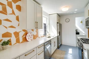 Charming & Updated Home in Howe Neighborhood!