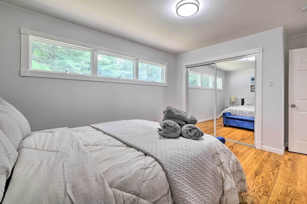 Pocono Home w/ Hot Tub, Fireplace & Game Room!