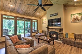 Bigfork Modern Living - Pet & Family Friendly!