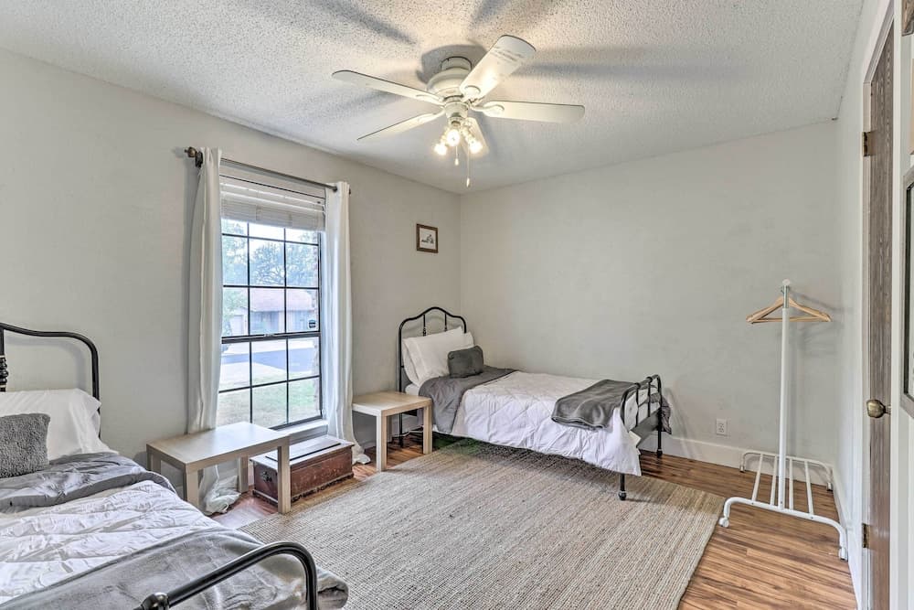 Pet-friendly Austin Ranch Home w/ Fire Pit!
